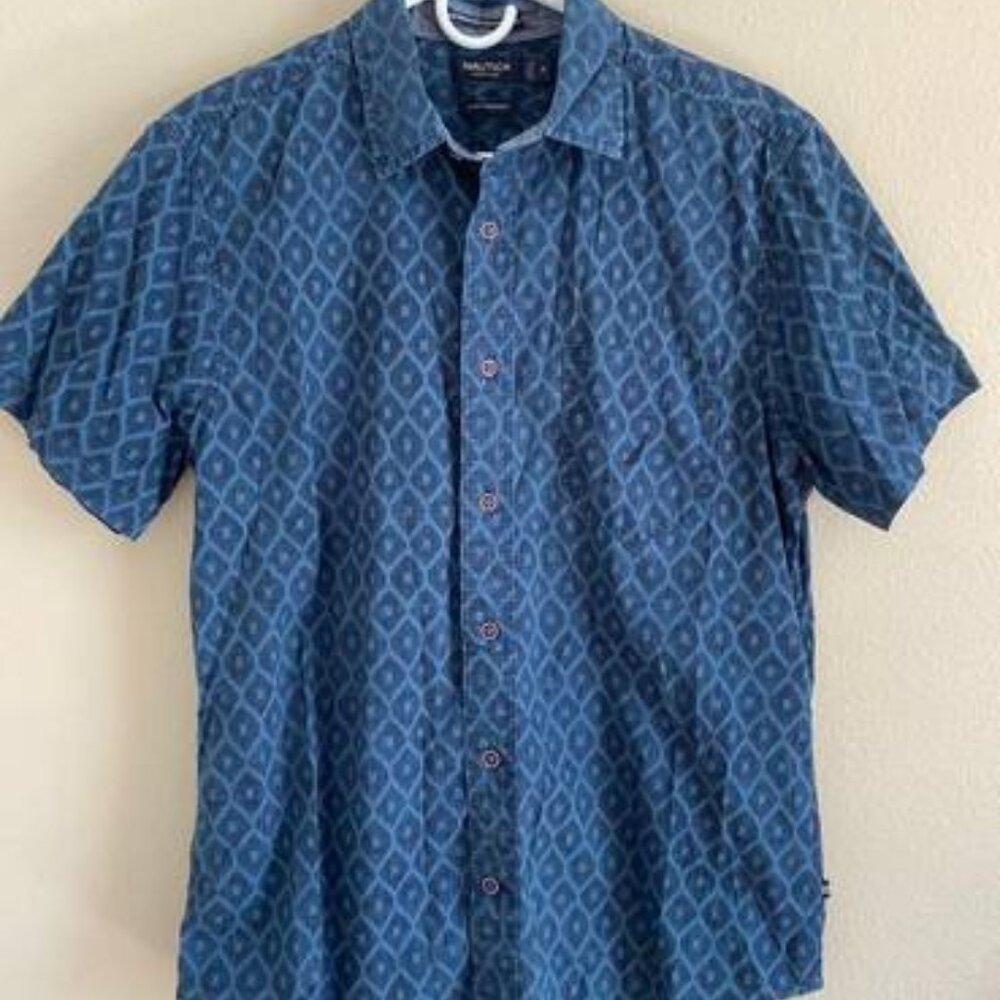 Nautica Blue Geometric Short Sleeve Button-Down Shirt